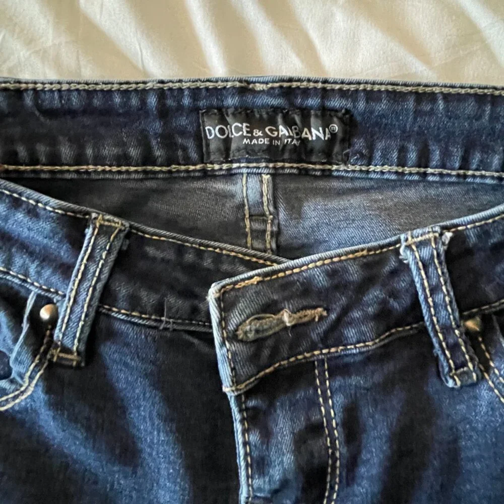 Authentic Dolce and Gabbana (D&G) size 29 dark washed blue jeans - Picture 3 of 5